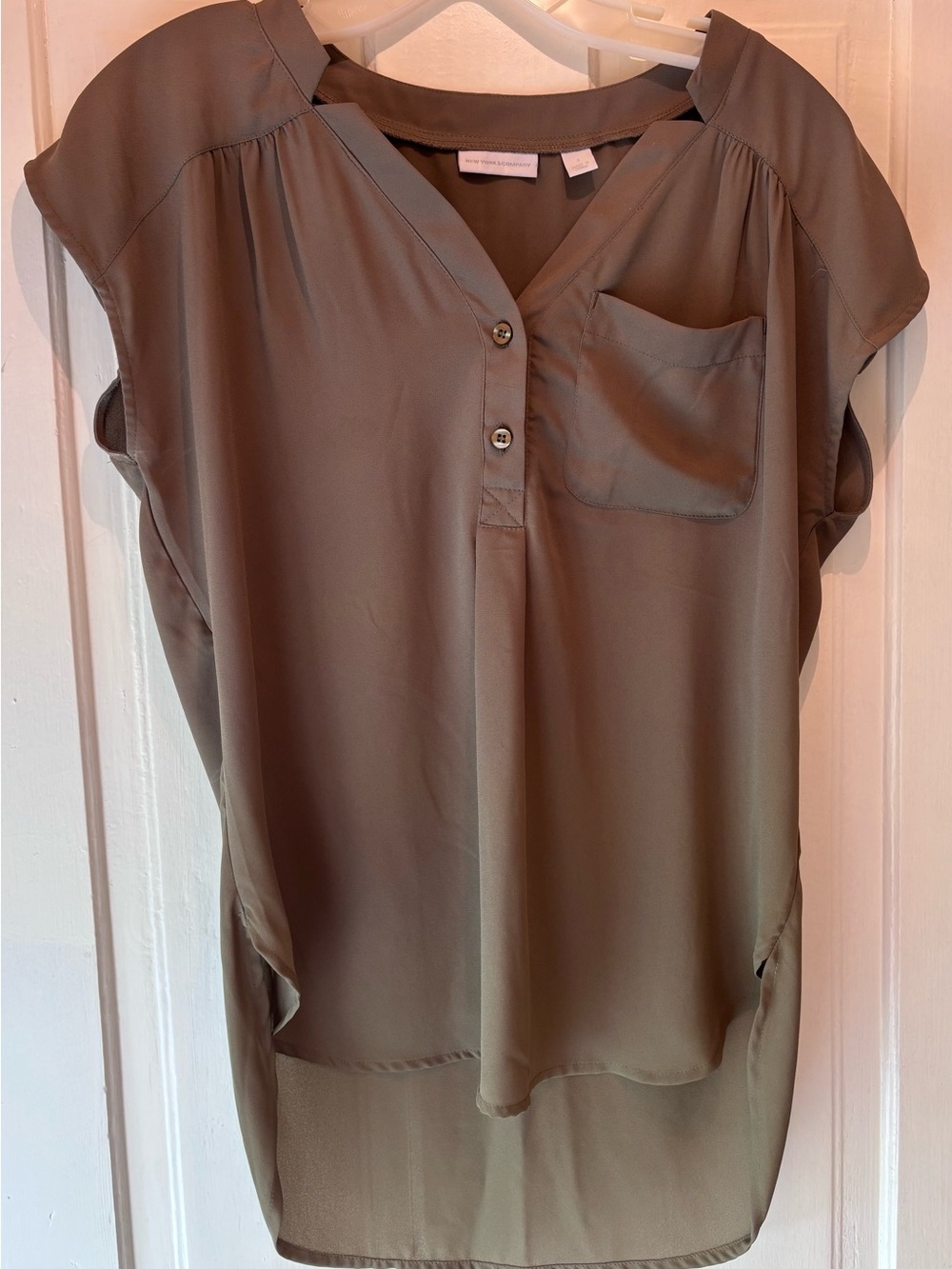 New York & Company Olive V-Neck Short Sleeve Blouse